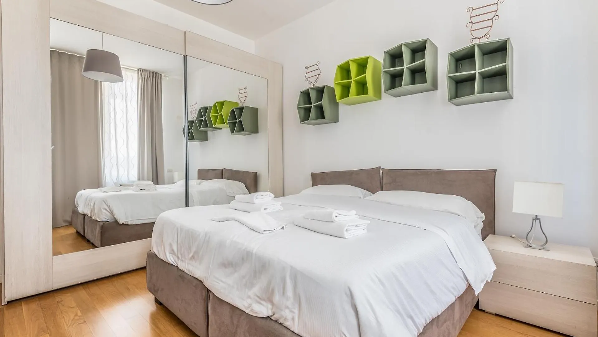 Апартаменты Via De Sanctis 26 Milano 4 Pax
