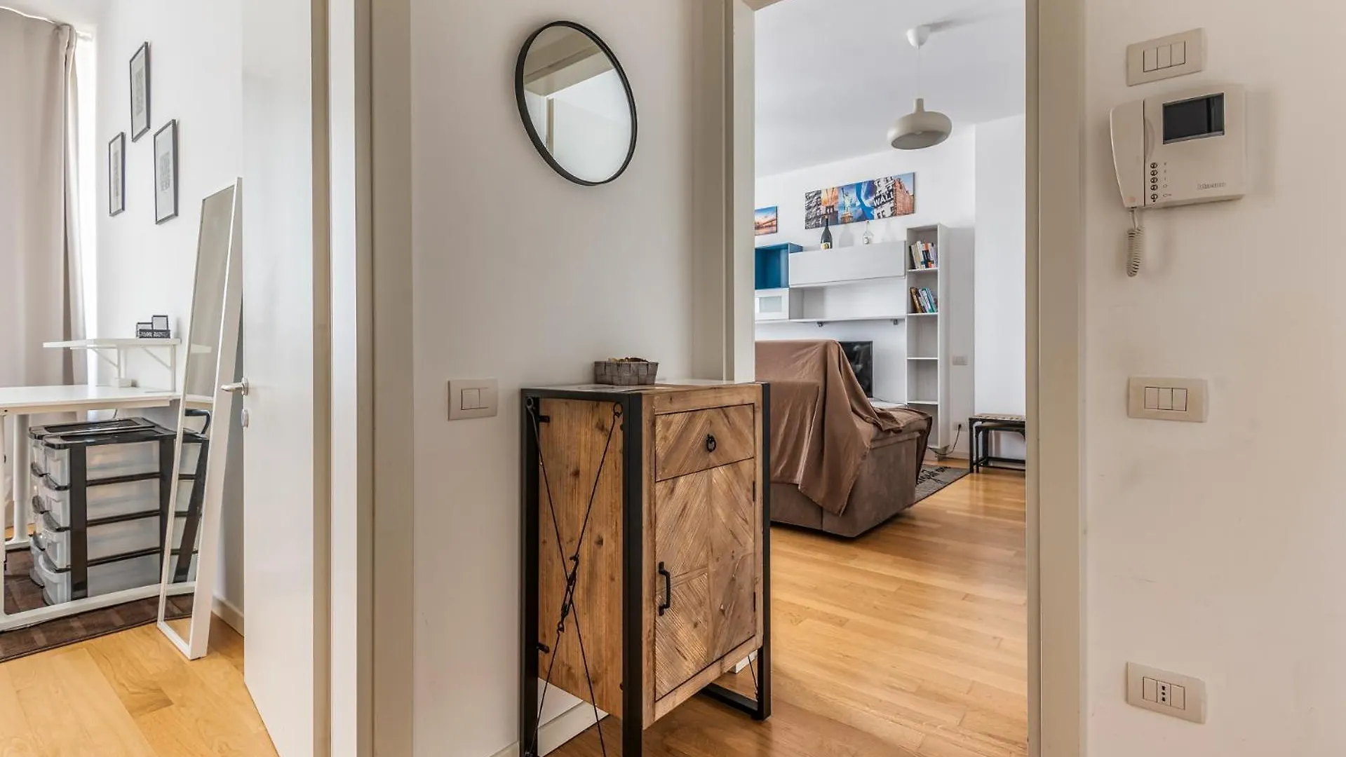 Appartamento Via De Sanctis 26 Milano 4 Pax